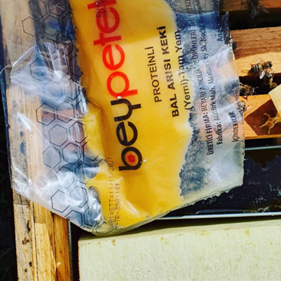 Beypetek / Arı Hayat Proteinli Arı Yemi (20kg.)